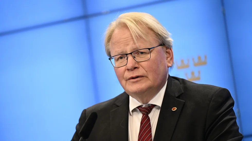 Peter Hultqvist (S) efterlyser en samlad strategi för hur aktiviteterna i Östersjöområdet ska bemötas. Arkivbild.