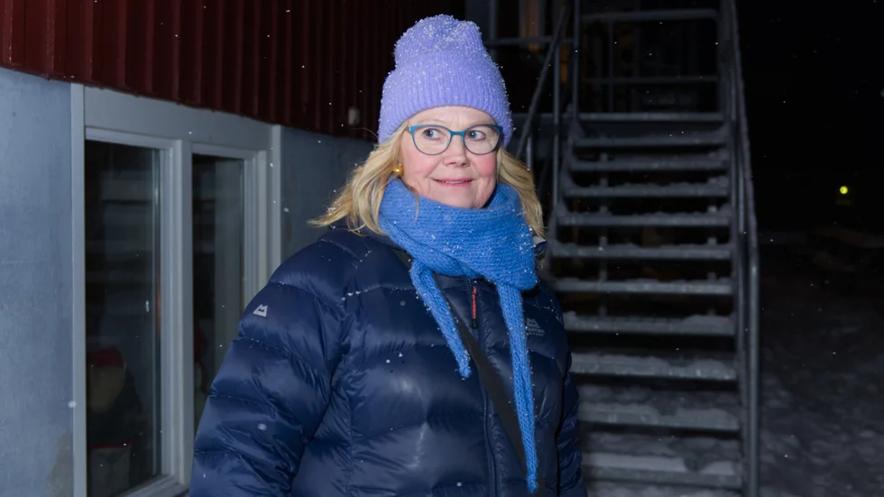 Läraren Mia Andersson i Unbyns skola har hand om förskoleklassen och var på plats utomhus när NSD kom till platsen.
