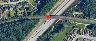 Stopp på E4 på grund av en singelolycka