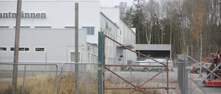 Storförrådet hamnade 30 centimeter fel – straffas för svartbygge