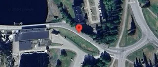 Stopp på väg 967 efter singelolycka