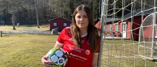 Mikaela, 31, bygger ett nytt lag – fyra divisioner lägre ner