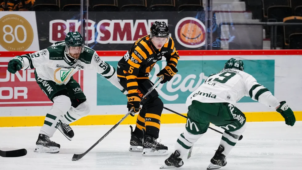 Axel Sandin Pellikka fortsätter att spela på en väldigt hög nivå, och klev fram som matchvinnare med en soloräd i slutminuterna.