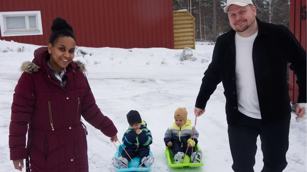"Jag tycker Harads är bra för barnen, det blir en bättre uppväxt för dem när de får vara i naturen", säger Mathias Lillkvist.