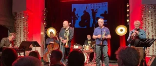 Rejält sväng när Black Island Stompers spelade på Ebeneser      