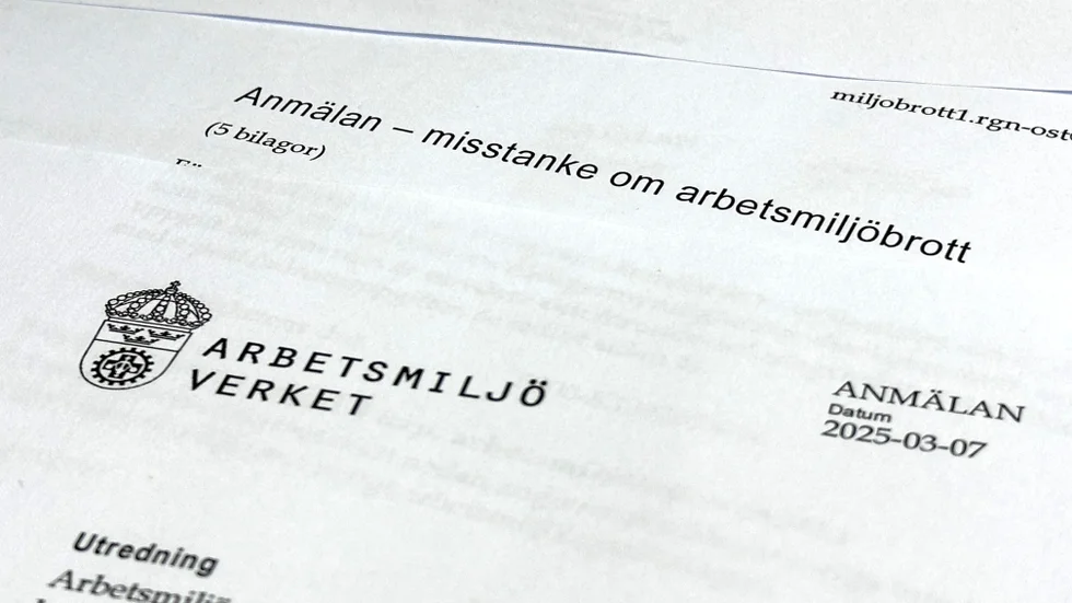 Arbetsmiljöverket har anmält ett boende i Motala till polisen för misstanke om arbetsmiljöbrott.
