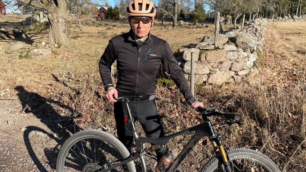 Lars Kumlin spenderar många timmar på sin mountainbike och vänder sig direkt till Motorsport om något krånglar.