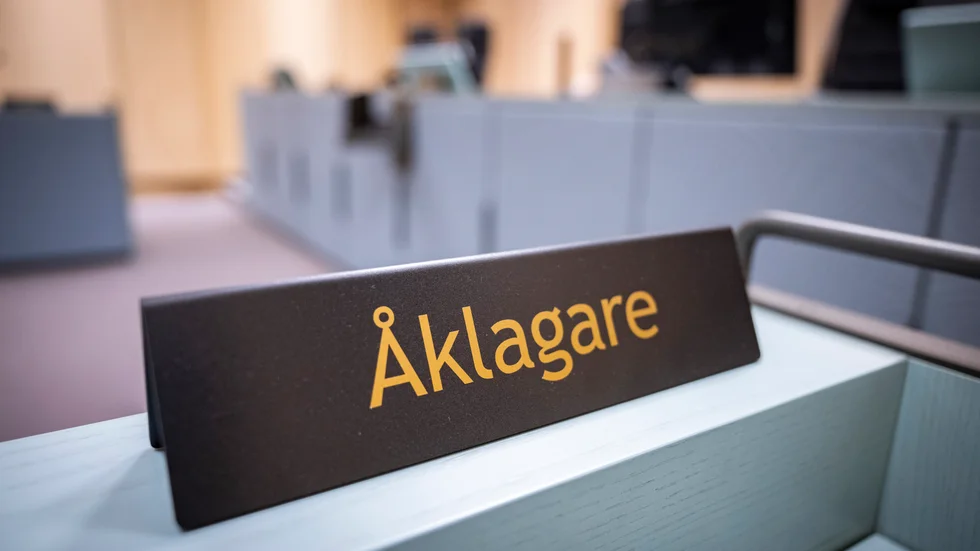 Nu gör vi omfattande satsningar på polis, åklagare, domstolar och kriminalvård för att möta den verklighet som hela samhället brottas med, skriver Torsten Elofsson (KD) och Tony Meshko (KD).