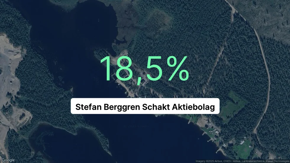 Illustrationen visar rörelsemarginalen för Stefan Berggren Schakt för det senaste året. Bakgrunden är en satellitbild över företagets adress.