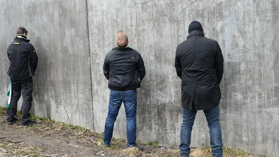 En man döms till 800 kronor böter efter att ha kissat i centrala Visby.