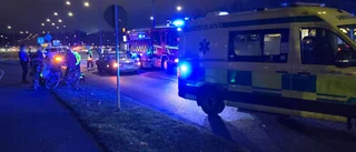 Kvinna lindrigt skadad efter att ha blivit påkörd