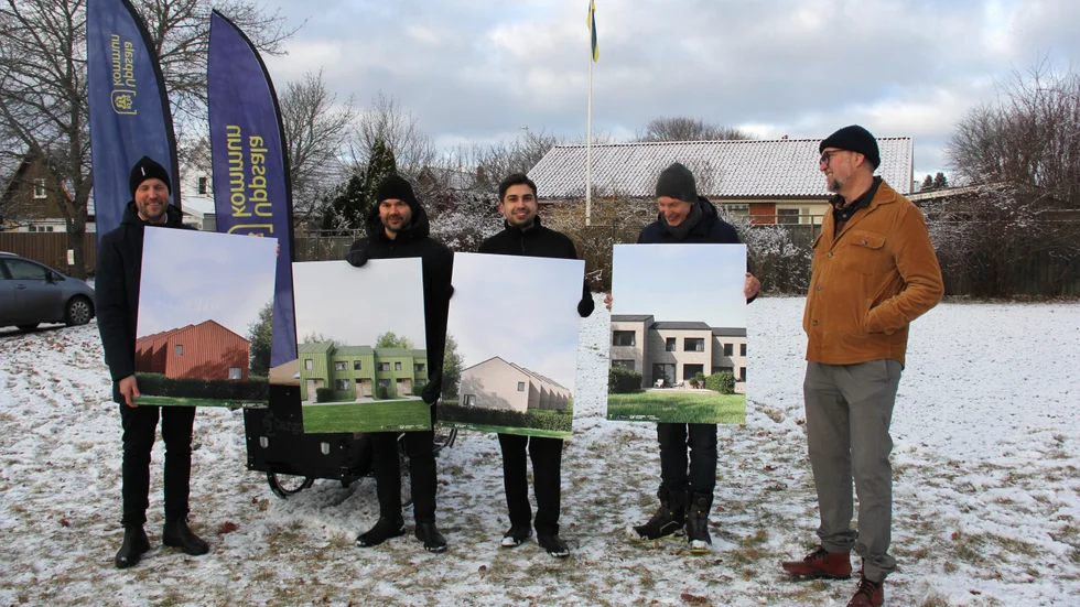 Så här ska husen se ut. Erik Pelling (S) kommunalråd, Anders Rotstein Arkitektbyrån Sandell och Sandberg, Martin Häggqvist Tantalos bostad, Peter Hallberg Hallbo exploatering och Martin Edfelt, stadsarkitekt Uppsala kommun.