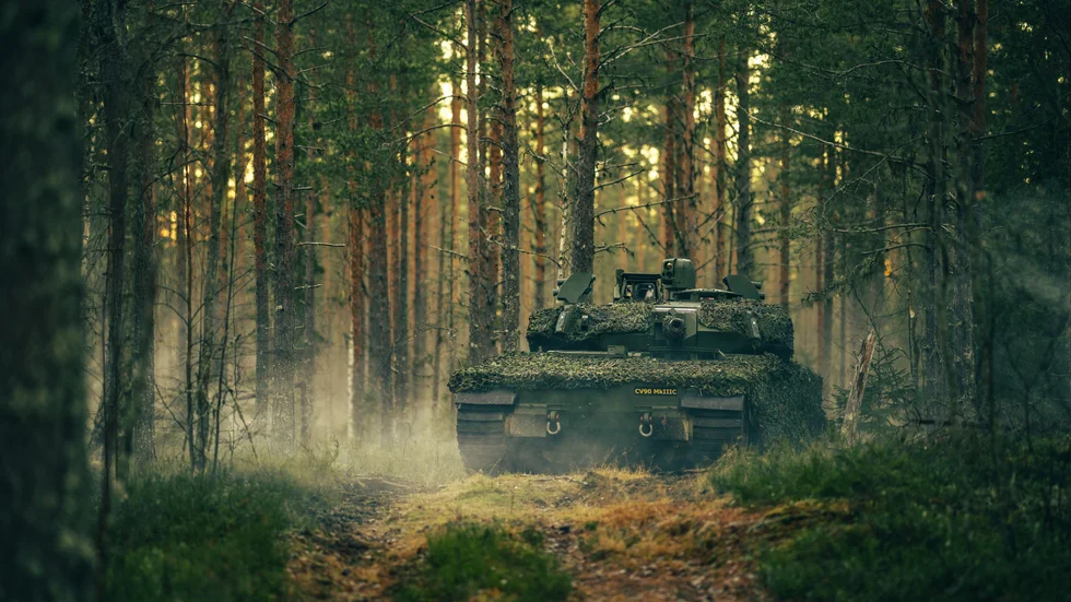 Försvarskoncernen Saab ska leverera siktes- och eldledningssystem för stridsfordon 90.