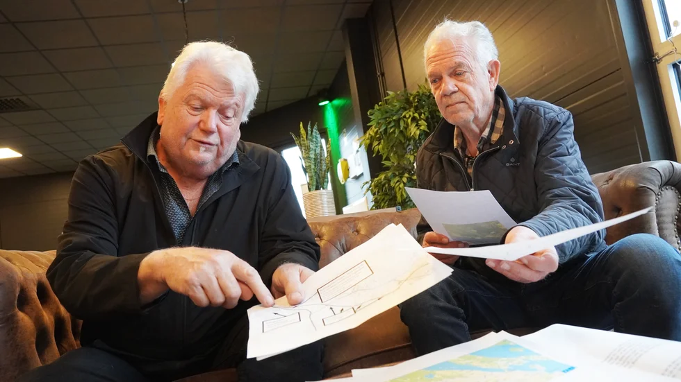 Lennart Brewitz och Torgny Kindh ser en rad fördelar med att låta Tjustbanans sträckning in till Västervik bli en bilväg.