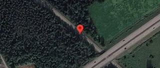 Stopp på väg 1030 på grund av en singelolycka