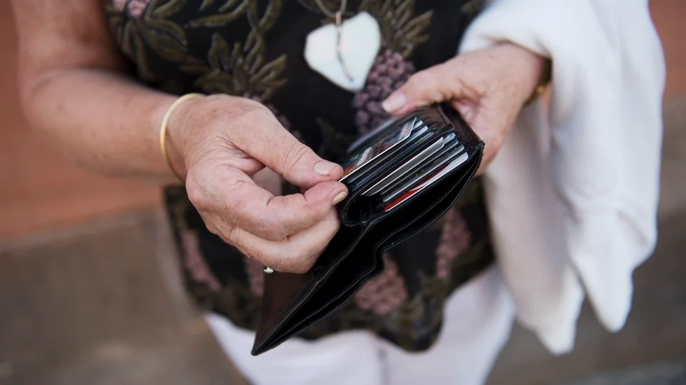 Det är inte alla som får sin pension höjd efter årsskiftet. FOTO: TT