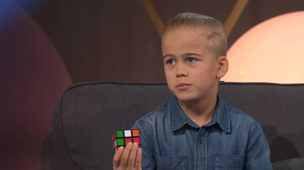 Dennis Thorngren är en fena på Rubiks kub.