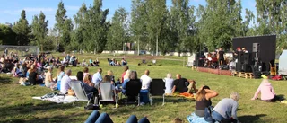 Risk för regn på Skurholmen – när festivalen hålls för andra gången • "Hoppas att det spricker upp"