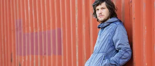 Artistens hyllning: "Gör inget om en Motalabo är otrevlig"