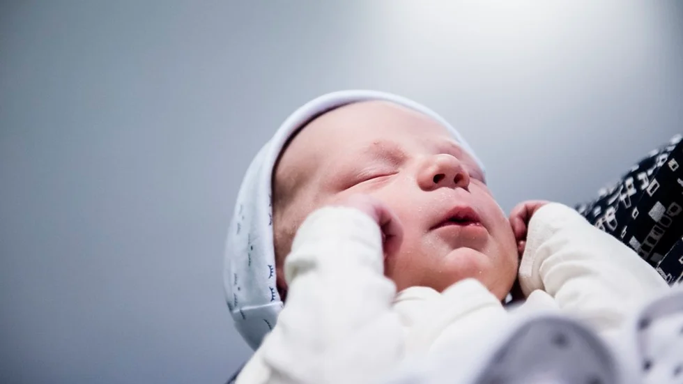 Alfred Karlsson ska han heta, pojken som föddes i Nyköping klockan 6.48 på nyårsdagens morgon.
