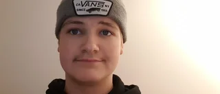 Oliver och hans kompis hjälpte dam som hamnat i diket