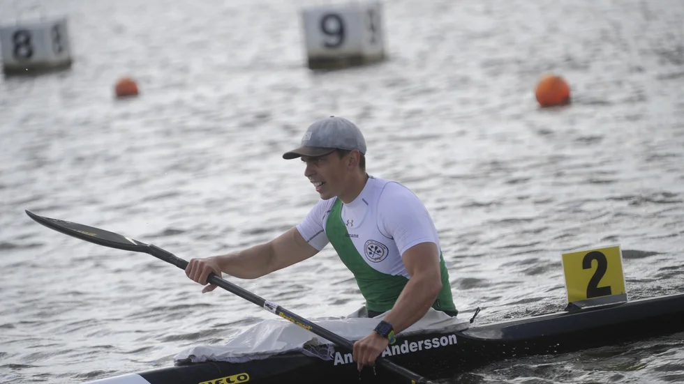 Anton Andersson tog, tillsammans med Dennis Kernen, guld på SM 200 meter i K4.