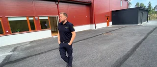 Brist på deltidsbrandmän i Enköping • Räddningschefen: "Det är en ständig kamp"
