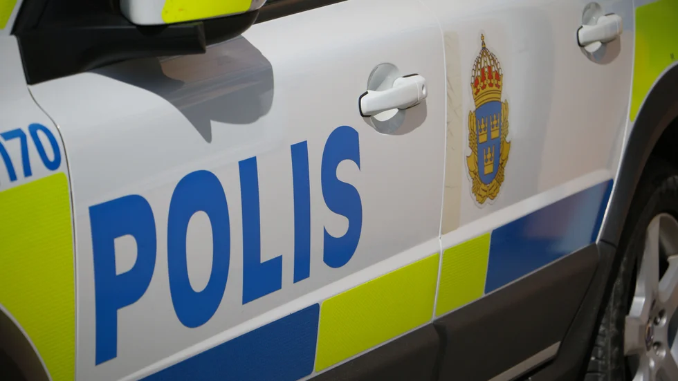 
En 16-åring och en 18-åring har åtalats för rån. 