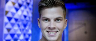 Philip sjunger mot våld