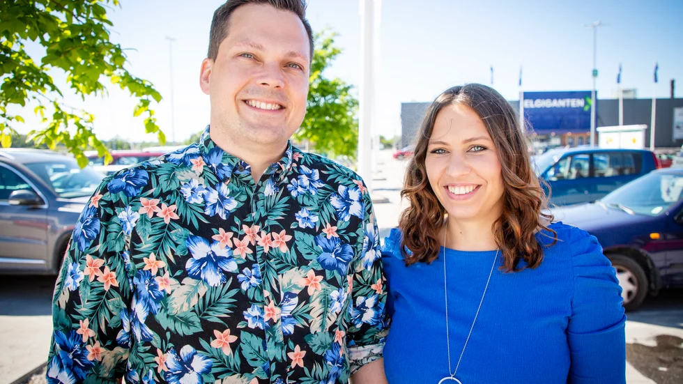 Jonas Yxfeldt och Sofie Thomsson kommer att gifta sig under "Kärleksfesten i Visby" den 3 augusti,  vilket en konsert i S:t Nicolai ruin med bandet Louisiana Avenue. "Det blir ett minne för livet", säger den blivande bruden. 