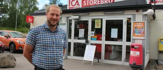 Rekordunge Ica-handlaren valde bort tryggheten • Nu firar han tre år i Storebro