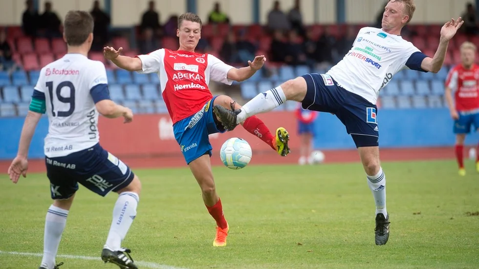 Samuel Kroon är en hal spelare som visade att han ska vara i startelvan just nu.