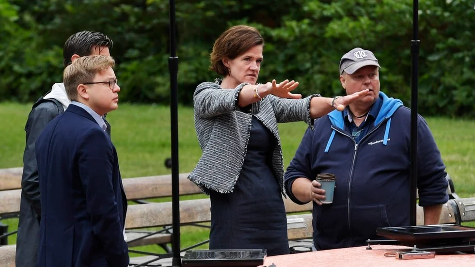 Moderaternas länsförbund famlar efter möjligheter att vända den negativa trenden. Under torsdagen kom antalet länsförbund som vill byta ut partiledaren Anna Kinberg Batra upp i den tredjedel som krävs för att kalla in en extrastämma i ärendet.  FOTO: JANERIK HENRIKSSON/TT