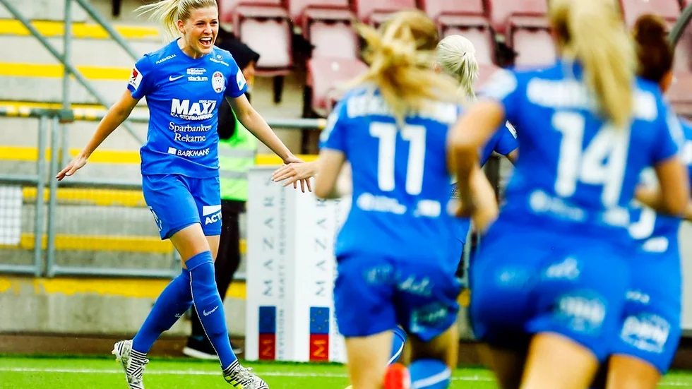Olivia Schoughs Eskilstuna United kan jubla åt nästan 60 000 kronor i bidrag från spelkunder som valt att stötta klubben.