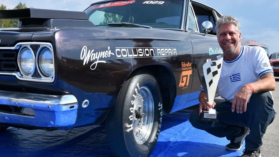 Michael Landssberg från SHRA Eskilstuna tog med sin Plymouth Road Runner -68, hem en av pokalerna i V8 Street Car Challange.