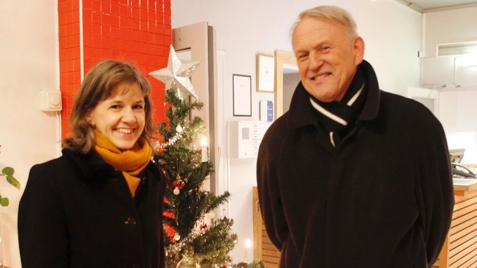 Pernilla Eklund och Lars Larsson tyckte att adventsstämningen infann sig på fredagskvällen när den första luckan skulle öppnas.