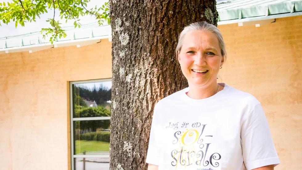 "Jag har varit här i 17 år, så jag älskar mitt jobb! Det är bra att vara här", säger Benita Axner som gärna skickar med en uppmaning att man ska vara rädd om sina fötter.