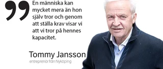 Debattkrönika: ”Att ställa krav är ett sätt att visa förtroende”