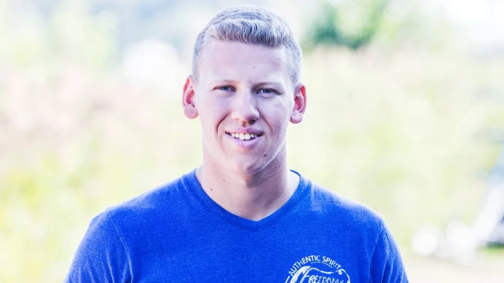 Dennis Kernen gör sin debut i seniorlandslaget under världscupen  Duisburg.