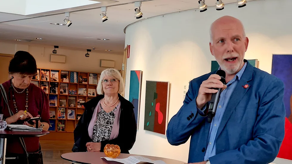 Anders Öberg inviger utställningen.