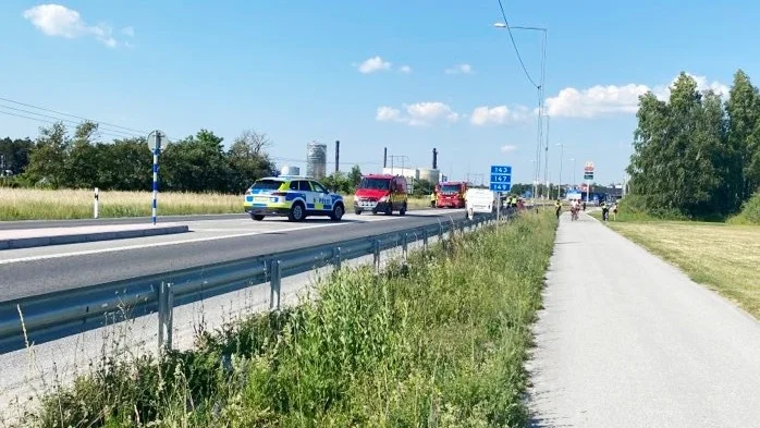 En trafikolycka med tre inblandade fordon inträffade på Visbyleden strax efter klockan 16 på måndagen. 
