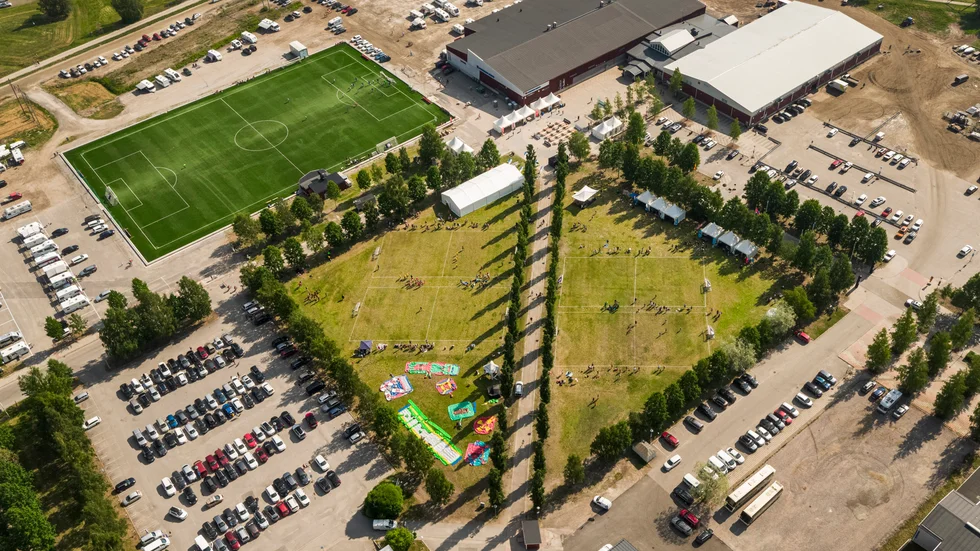 Piteå Kommun har polisanmält restaurangen Taps & för att ha serverat alkohol på Piteå Summer Games volontärsfest på Noliaområdet utan att ha tillstånd.  