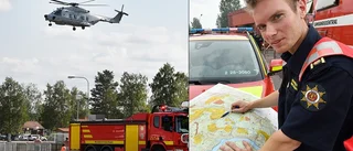 Fyra personer fast i brandröken – räddades med helikopter