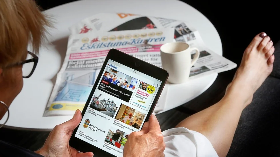 Den lokala tidningen spelar en omistlig roll för den svenska demokratin. SOM-institutets forskning visar att tidningsläsare är bättre rustade att utöva sina demokratiska rättigheter än dem som inte läser, skriver Jeanette Gustafsdotter, vd TU – Medier i Sverige.