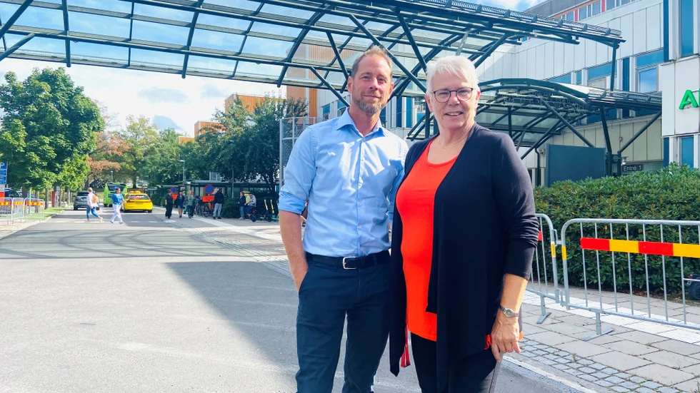 Insändarskribenterna Jacob Sandgren (S) och Monica Johansson (S) har lämnat in en motion om familjecentraler. Arkivfoto