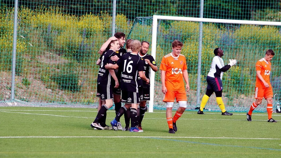 Fanna BK avgjorde matchen mot VP i andra halvlek.