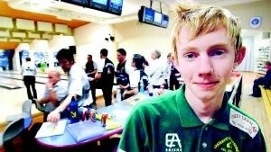 Landslaget nästa. Jacob Carlsson har landslagsdrömmar. Det är därför han ska studera vid Bowlinggymnasiet i Nässjö de närmaste tre åren. Foto: Anders Liljegren
