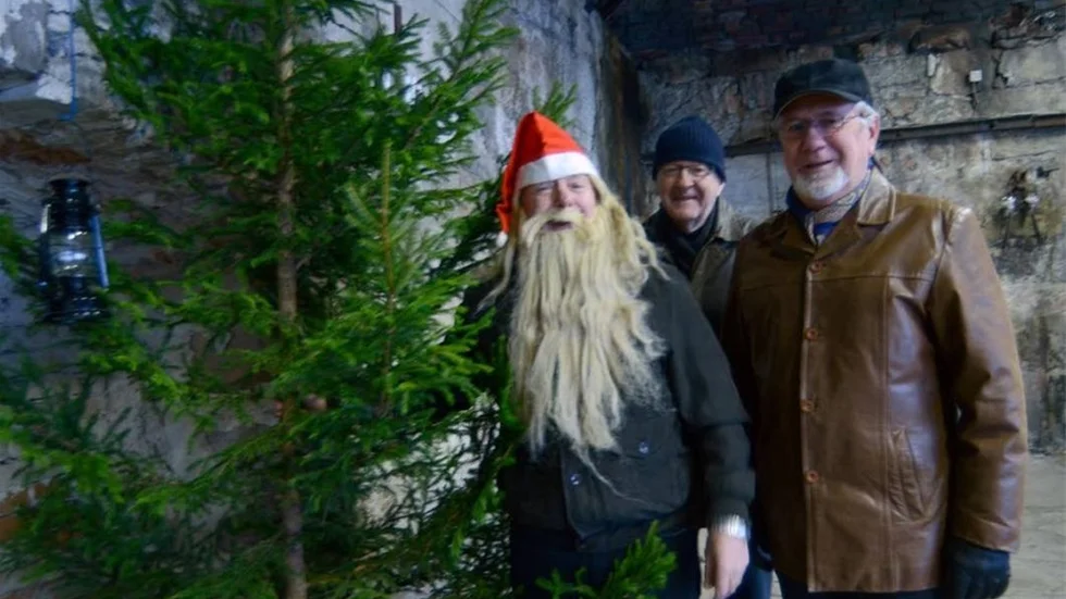 Jan-Erik Ström, Lars Lindeberg och Bo Håkansson är några av dem som håller i Julkul i Överum.