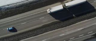Lastbilschauffören hade tagit heroin • Körde i 133 kilometer i timmen genom Enköping