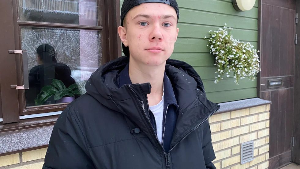 Tim Almgren har gjort debut i SHL. 